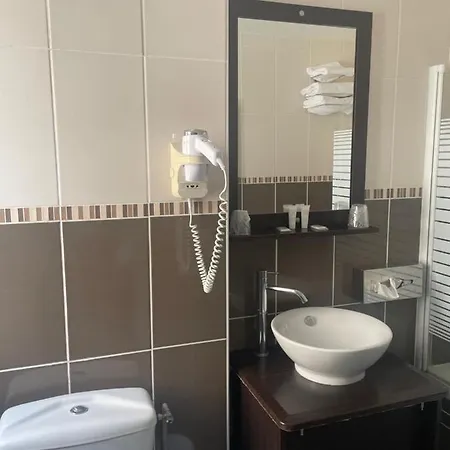 Ξενοδοχείο The Originals Boutique, D'angleterre, Le Havre, Centre, 3*